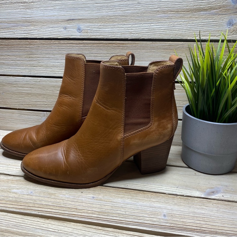 Madewell “The Regan Boot” - Size: 8.5